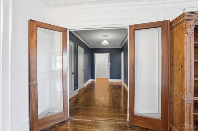 3900 Rose Hill Avenue, Cincinnati, OH 45229