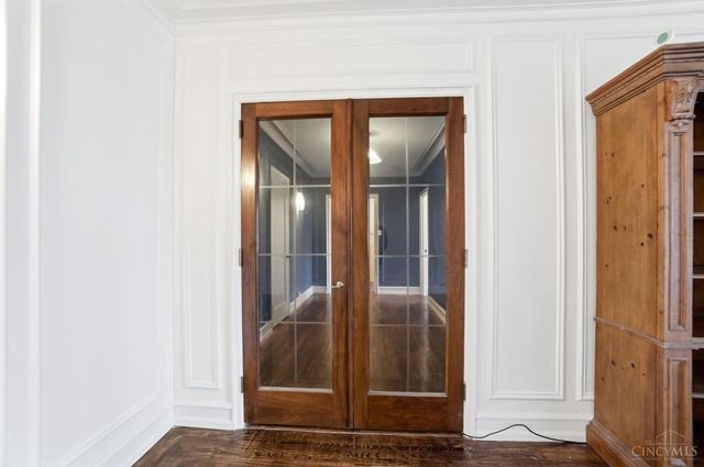 3900 Rose Hill Avenue, Cincinnati, OH 45229