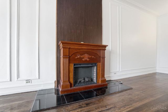 3900 Rose Hill Avenue, Cincinnati, OH 45229