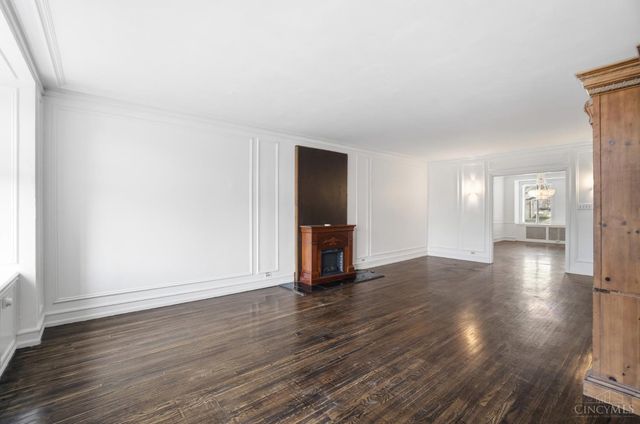 3900 Rose Hill Avenue, Cincinnati, OH 45229