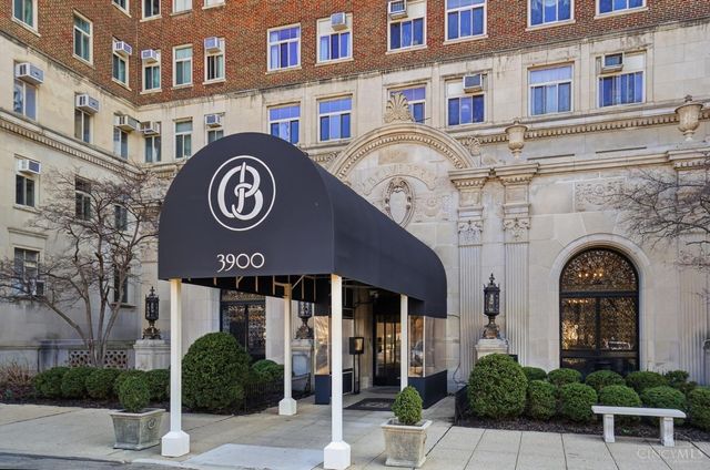 3900 Rose Hill Avenue, Cincinnati, OH 45229