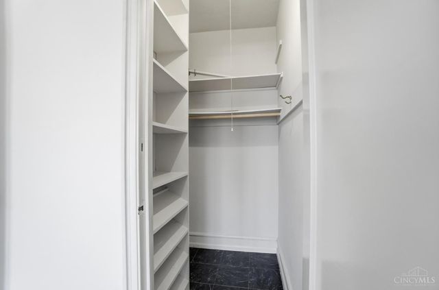 3900 Rose Hill Avenue, Cincinnati, OH 45229