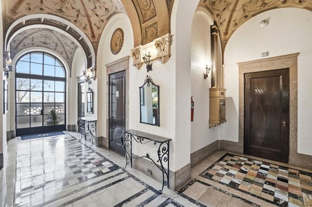 3900 Rose Hill Avenue, Cincinnati, OH 45229