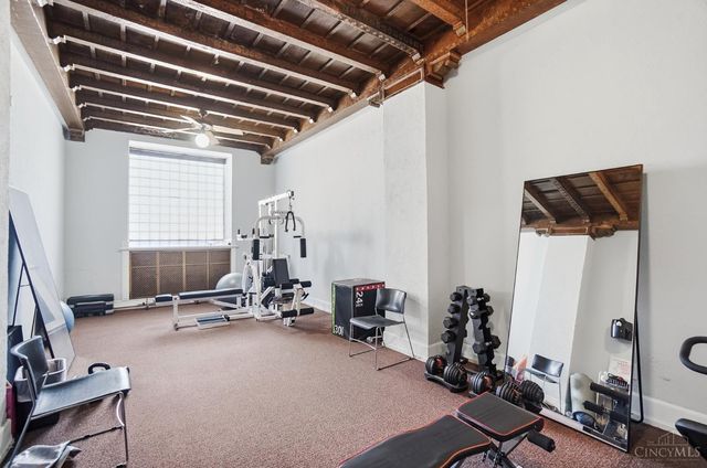 3900 Rose Hill Avenue, Cincinnati, OH 45229