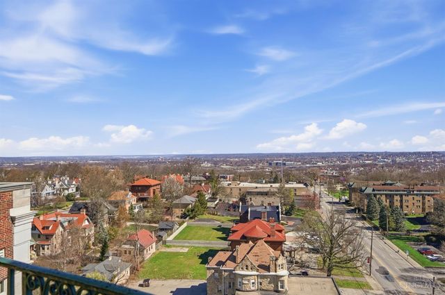 3900 Rose Hill Avenue, Cincinnati, OH 45229