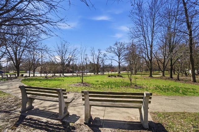 3900 Rose Hill Avenue, Cincinnati, OH 45229