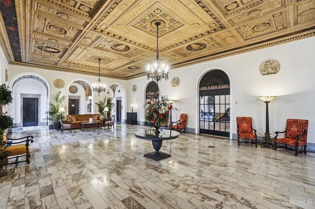 3900 Rose Hill Avenue, Cincinnati, OH 45229