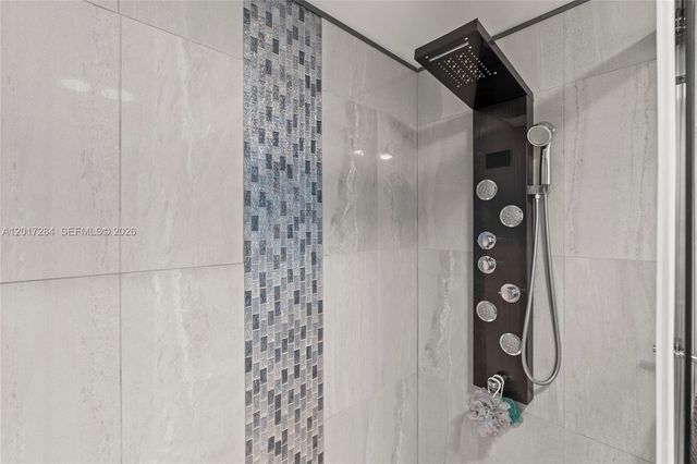 2425 Presidential Way PH1, West Palm Beach, FL 33401
