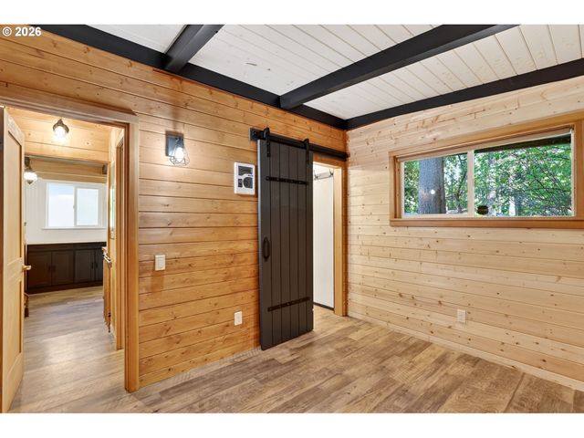 28803 Se WOODS Rd, Eagle Creek, OR 97022