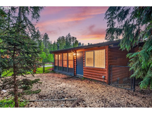 28803 Se WOODS Rd, Eagle Creek, OR 97022