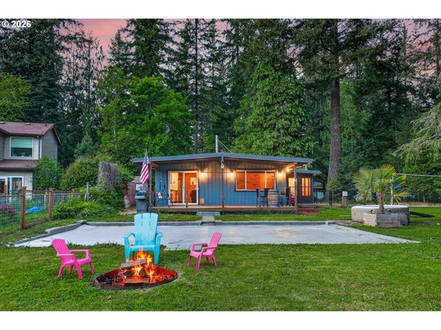 28803 Se WOODS Rd, Eagle Creek, OR 97022