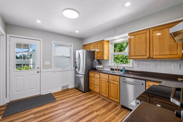 1664 Bohland Avenue, Saint Paul, MN 55116