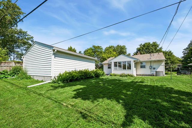 1664 Bohland Avenue, Saint Paul, MN 55116