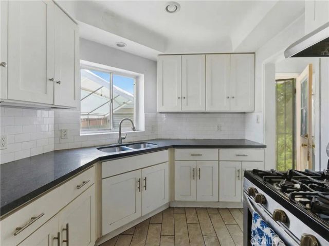 8468 Virginia, South Gate, CA 90280
