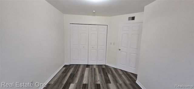 14648 Prospect Street, Dearborn, MI 48126