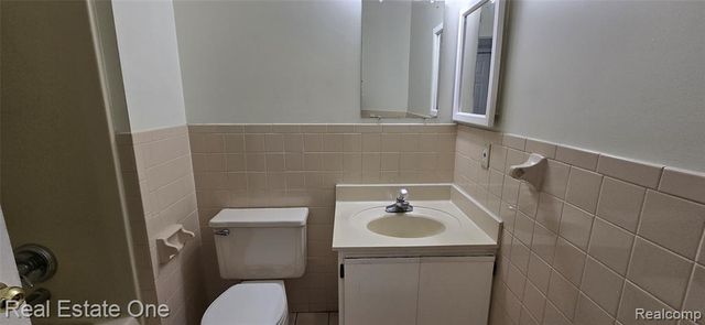 14648 Prospect Street, Dearborn, MI 48126