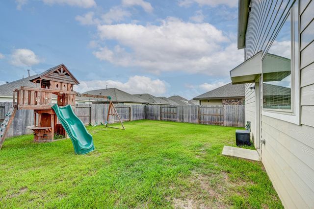 20901 Cropani Shadow Drive, New Caney, TX 77357