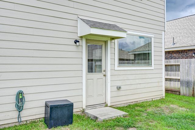 20901 Cropani Shadow Drive, New Caney, TX 77357