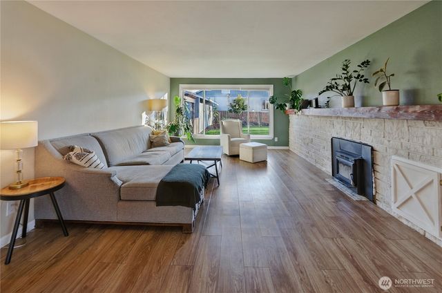 1122 13th Street SW, Puyallup, WA 98371