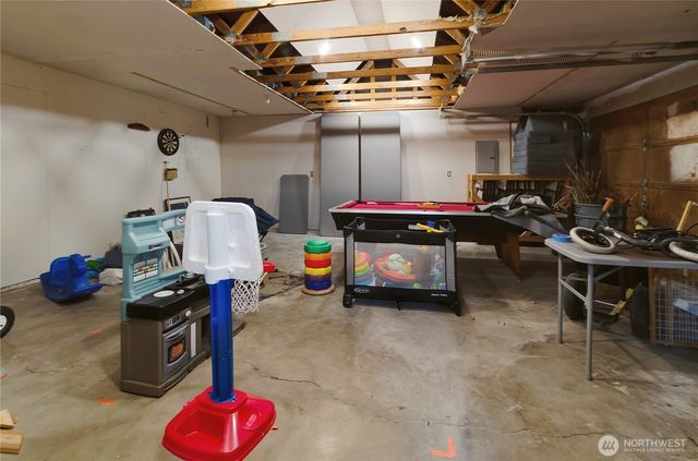 1122 13th Street SW, Puyallup, WA 98371