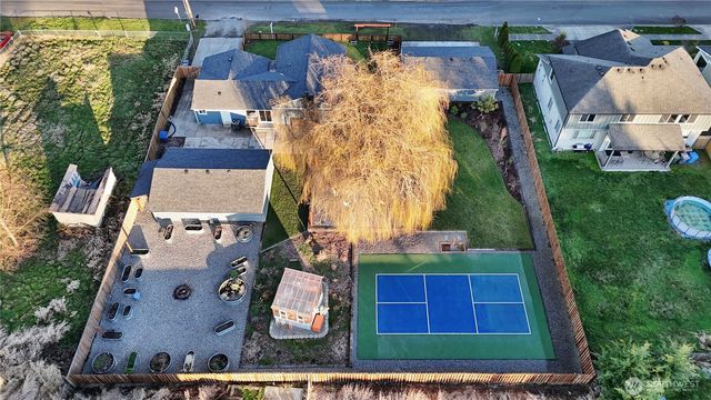 1122 13th Street SW, Puyallup, WA 98371