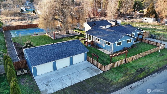 1122 13th Street SW, Puyallup, WA 98371