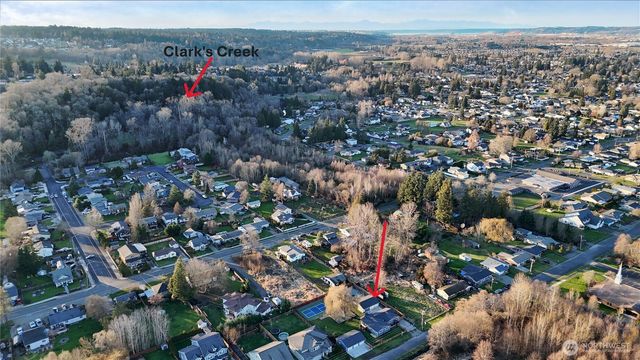 1122 13th Street SW, Puyallup, WA 98371