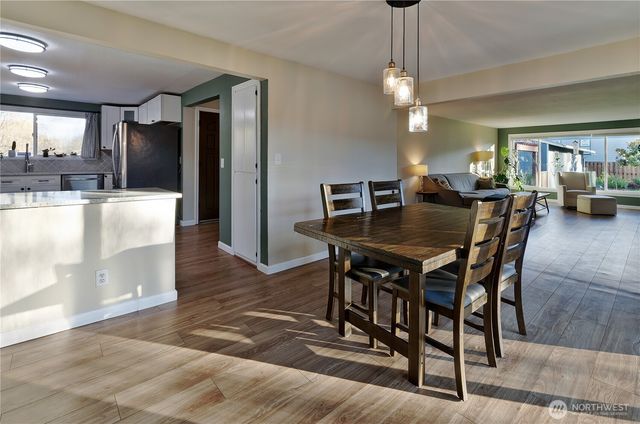 1122 13th Street SW, Puyallup, WA 98371