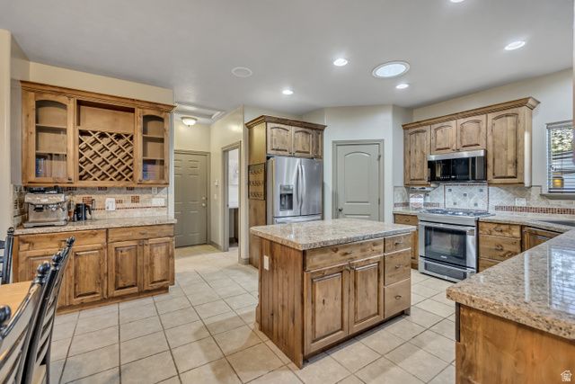 5612 W HIGH SPIRIT CT, Herriman, UT 84096