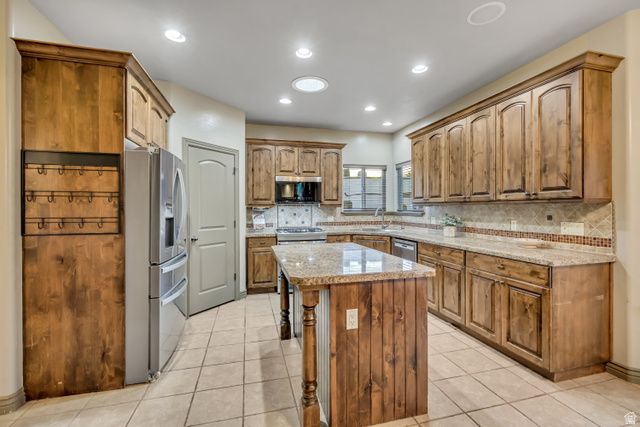 5612 W HIGH SPIRIT CT, Herriman, UT 84096