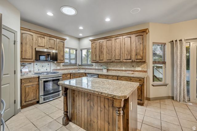 5612 W HIGH SPIRIT CT, Herriman, UT 84096