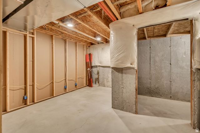 5612 W HIGH SPIRIT CT, Herriman, UT 84096