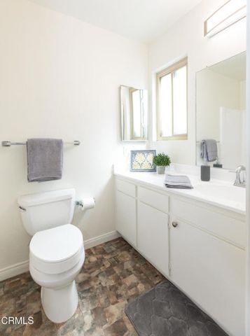 1106 Village 1 -, Camarillo, CA 93012