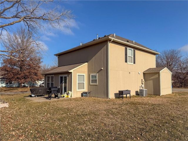 804 W 30th Street, Lawrence, KS 66046