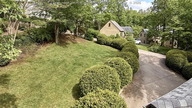 68 Abney Circle N, Charleston, WV 25314