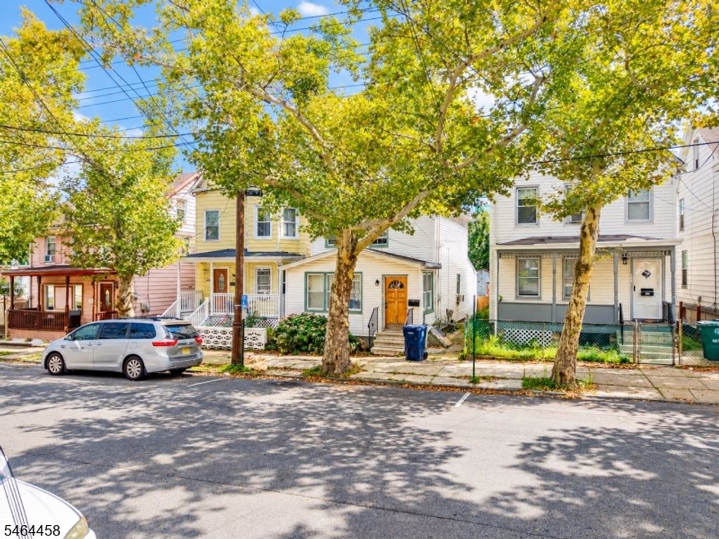 450 Mechanic St, Perth Amboy City, NJ 08861 — photo 3