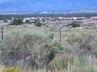 3730 Lisa Road SW, Albuquerque, NM 87121