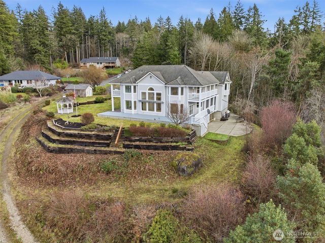 457 E Victor Road, Belfair, WA 98528
