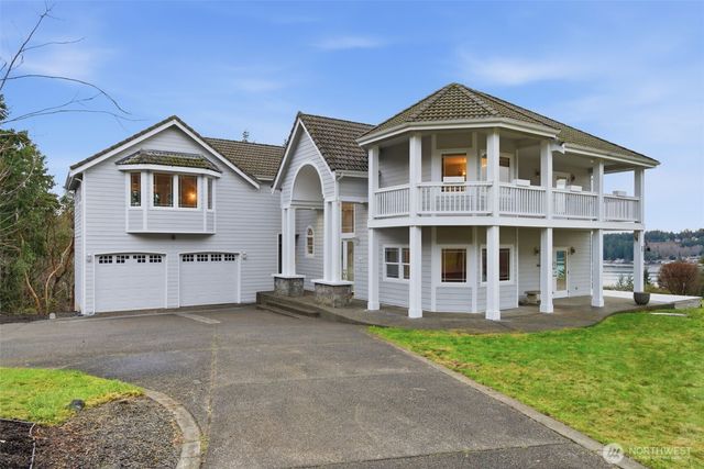 457 E Victor Road, Belfair, WA 98528