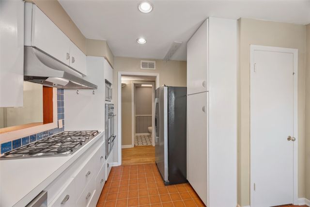 7735 Deer Trail Drive, Dallas, TX 75238