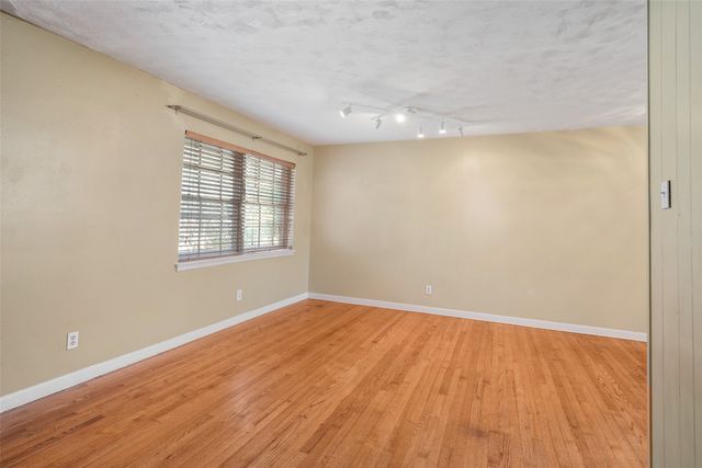 7735 Deer Trail Drive, Dallas, TX 75238