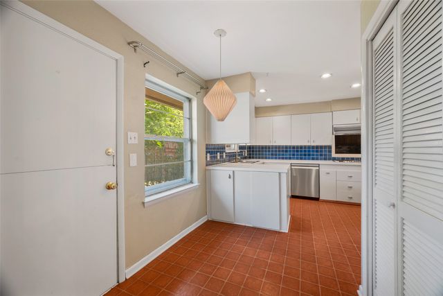 7735 Deer Trail Drive, Dallas, TX 75238
