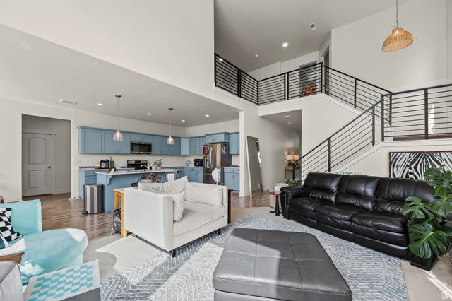 4431 W FALL LN, Herriman, UT 84096