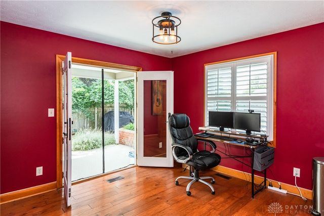 852 Sunset Drive, Englewood, OH 45322