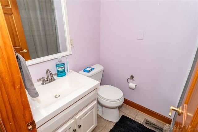 852 Sunset Drive, Englewood, OH 45322