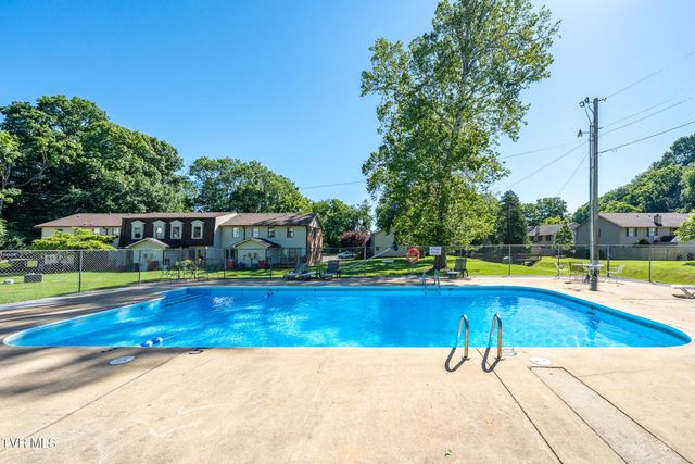 2013 Heritage Place 2013, Johnson City, TN 37604