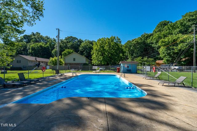 2013 Heritage Place 2013, Johnson City, TN 37604