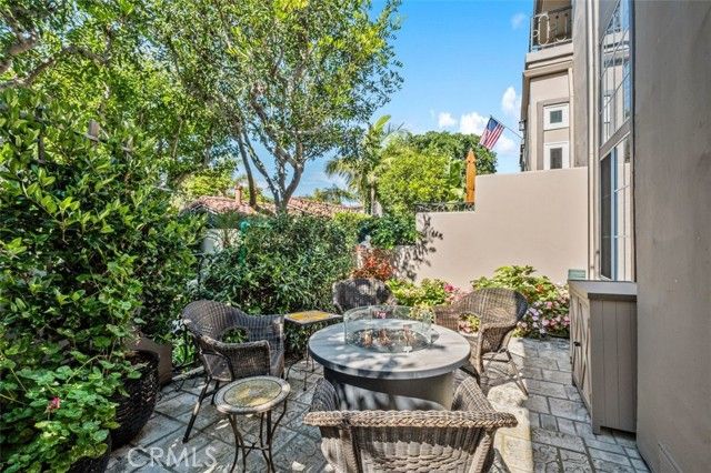 19373 Peachtree, Huntington Beach, CA 92648