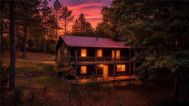 85 County Road 154, Eureka Springs, AR 72632