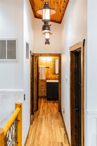 85 County Road 154, Eureka Springs, AR 72632